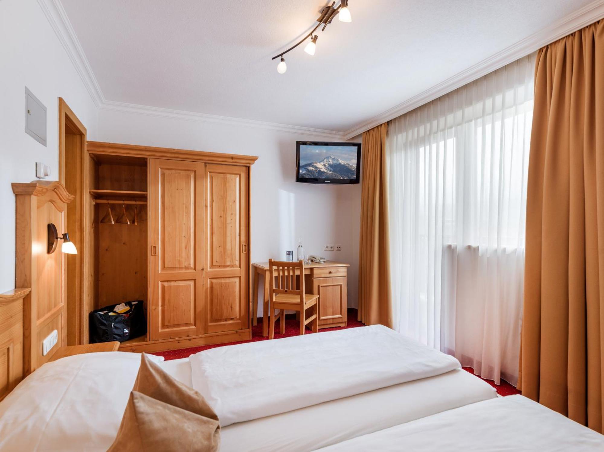 Hotel Kroneck Kirchberg in Tirol Eksteriør bilde