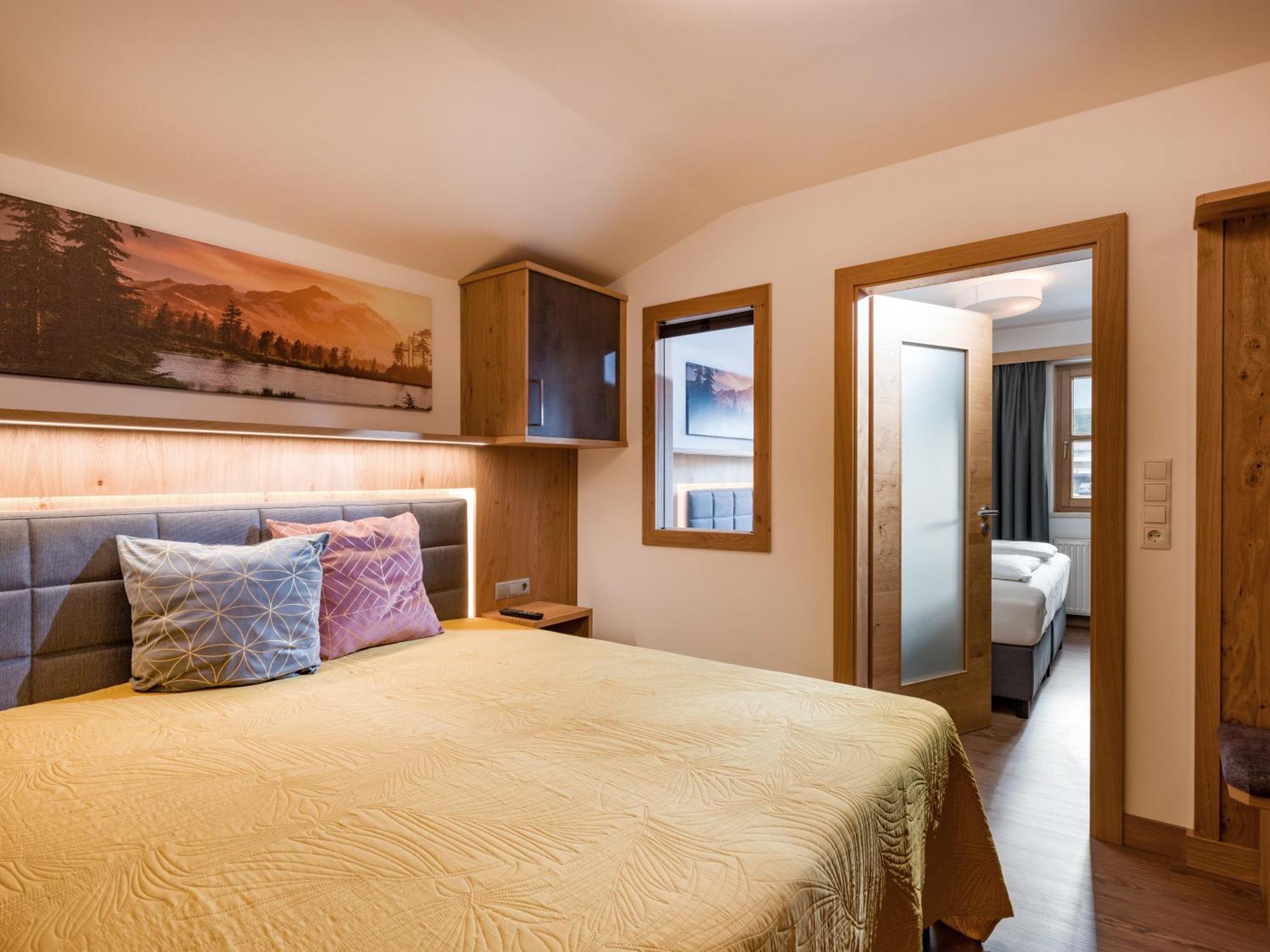 Hotel Kroneck Kirchberg in Tirol Eksteriør bilde