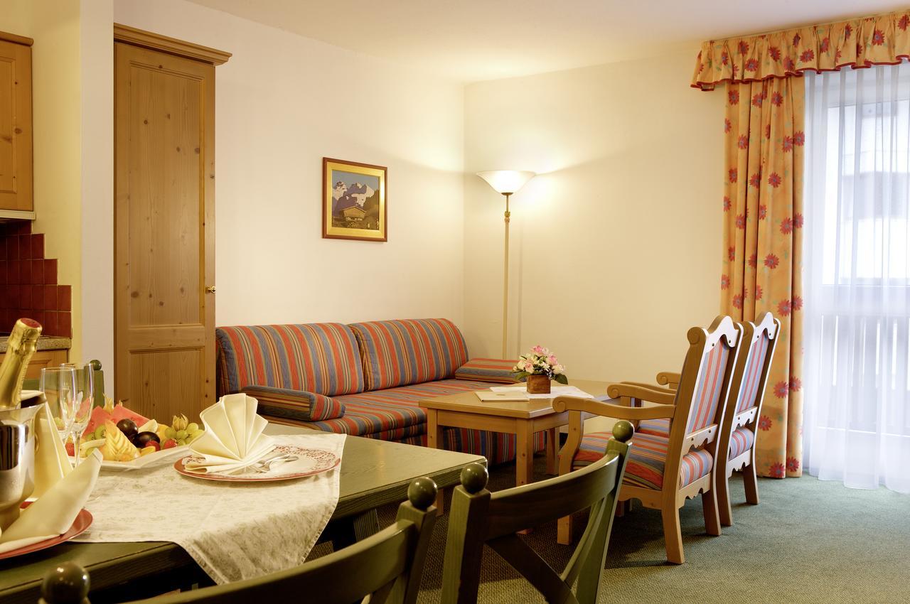 Hotel Kroneck Kirchberg in Tirol Eksteriør bilde